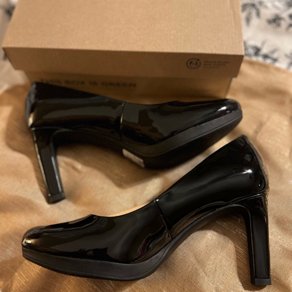 🌸💕NIB Clark’s collection Patton, leather size 10 - Picture 4 of 7